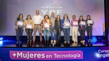 Imagen de Fundación YPF: más de 100 mujeres de Neuquén se capacitaron en programación y diseño web