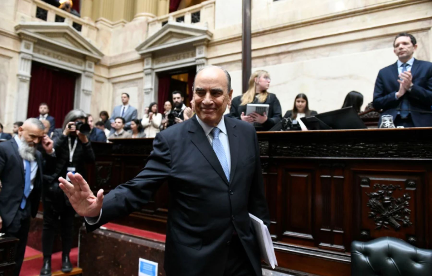 El jefe de Gabinete, Guillermo Francos, responde consultas en el Congreso. Foto: Juan Vargas/ NA