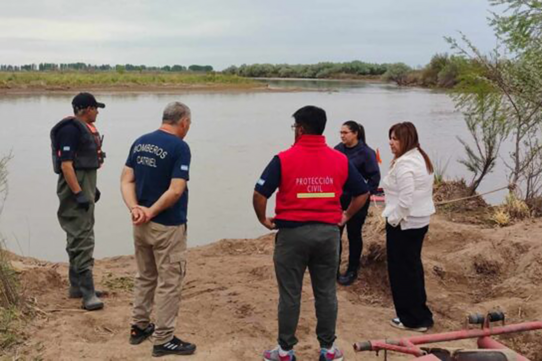 El cuerpo hallado en el Río Colorado será sometido a una autopsia para confirmar su identidad. Foto Gentileza catriel25noticias.com