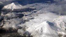 Imagen de El volcán Cay, cercano a Chubut, registró 91 sismos en menos de 48 horas: qué dijeron desde Chile