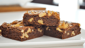 Celebrá el Día del Chocolate con este brownie extra húmedo con nueces