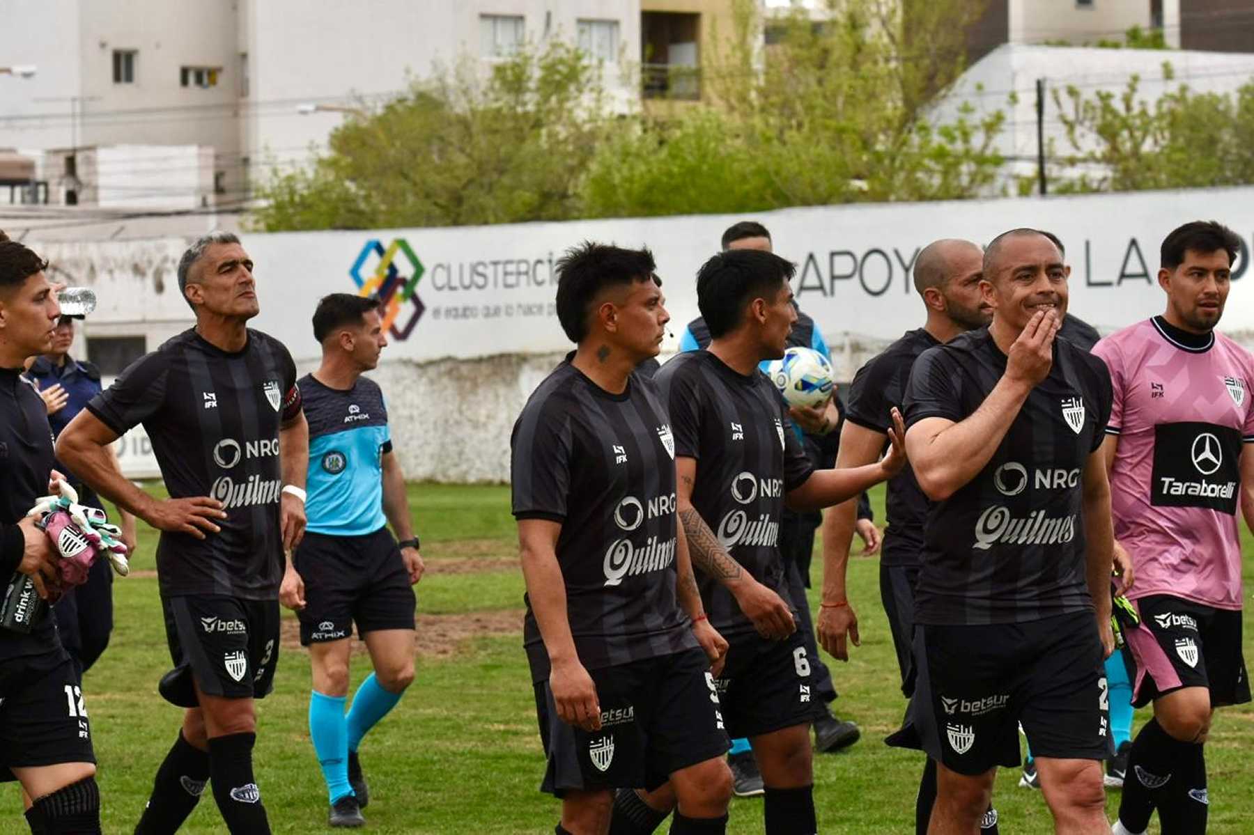 Cipolletti no pudo de local y deberá ganar en Formosa para clasificar. (Foto: Matías Subat)