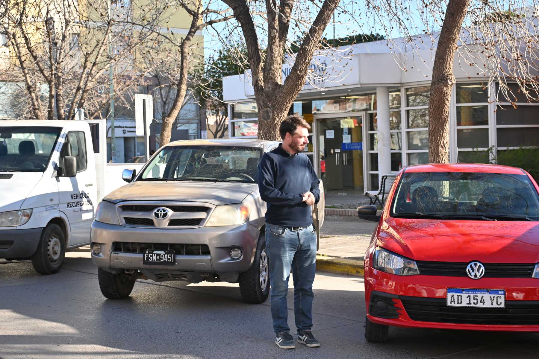 El intendente de Cipolletti Rodrigo Buteler en el acto oficial del uso público de autos secuestrados. (Florencia Salto) 