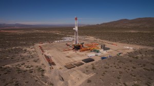 YPF inicia el segundo periodo de exploración de Vaca Muerta en Mendoza: en qué consiste