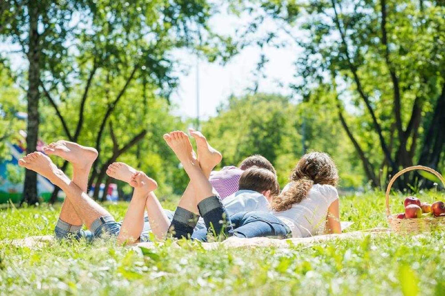 Feriado Día de la Primavera.-