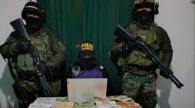 Imagen de Golpe al narcotráfico en Allen: secuestraron siete kilos de cocaína, municiones y hasta pesos chilenos