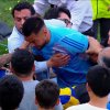 Imagen de Final caliente en la Bombonera: Chiquito Romero se peleó con un hincha tras perder el Superclásico