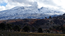 Imagen de Volcán Copahue, entre Neuquén y Chile: ¿Hay riesgo de una explosión freática?