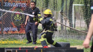 Bomberos de Río Negro probaron sus habilidades mientras los cuarteles viven tiempos complejos