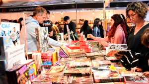 Feria del Libro de Neuquén: extendieron el horario de cierre este domingo