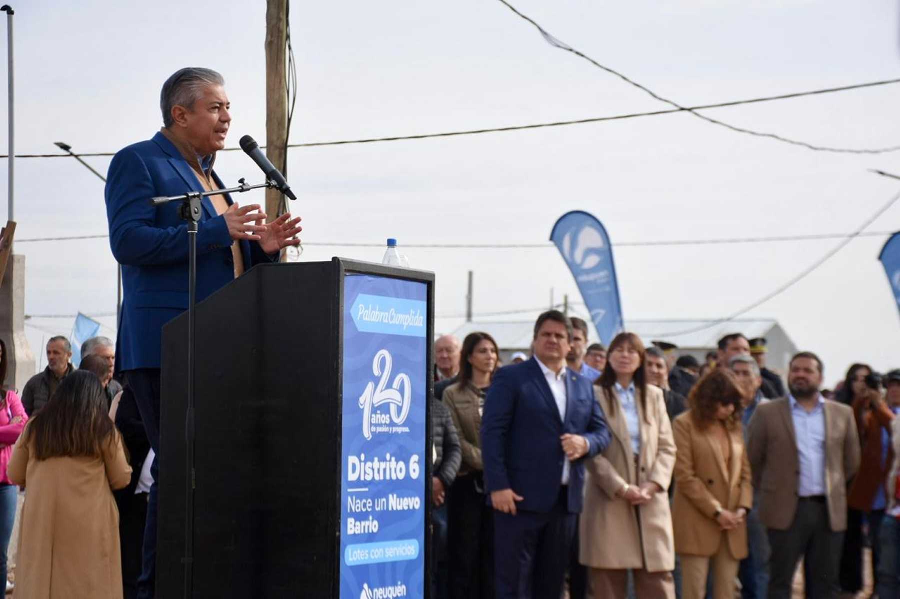 "No hay que cerrar el grifo, hay que ordenarse para abrir el grifo y llevarle soluciones a la gente", dijo Rolando Figueroa. Foto Matias Subat