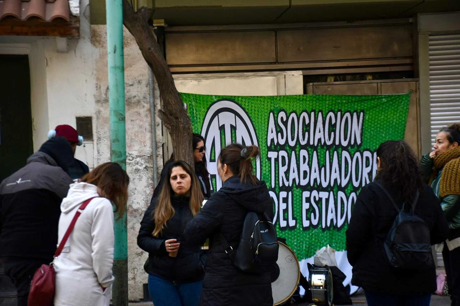 Estatales de Neuquén fueron convocados a la reapertura del Convenio Colectivo de Trabajo. (Matías Subat).