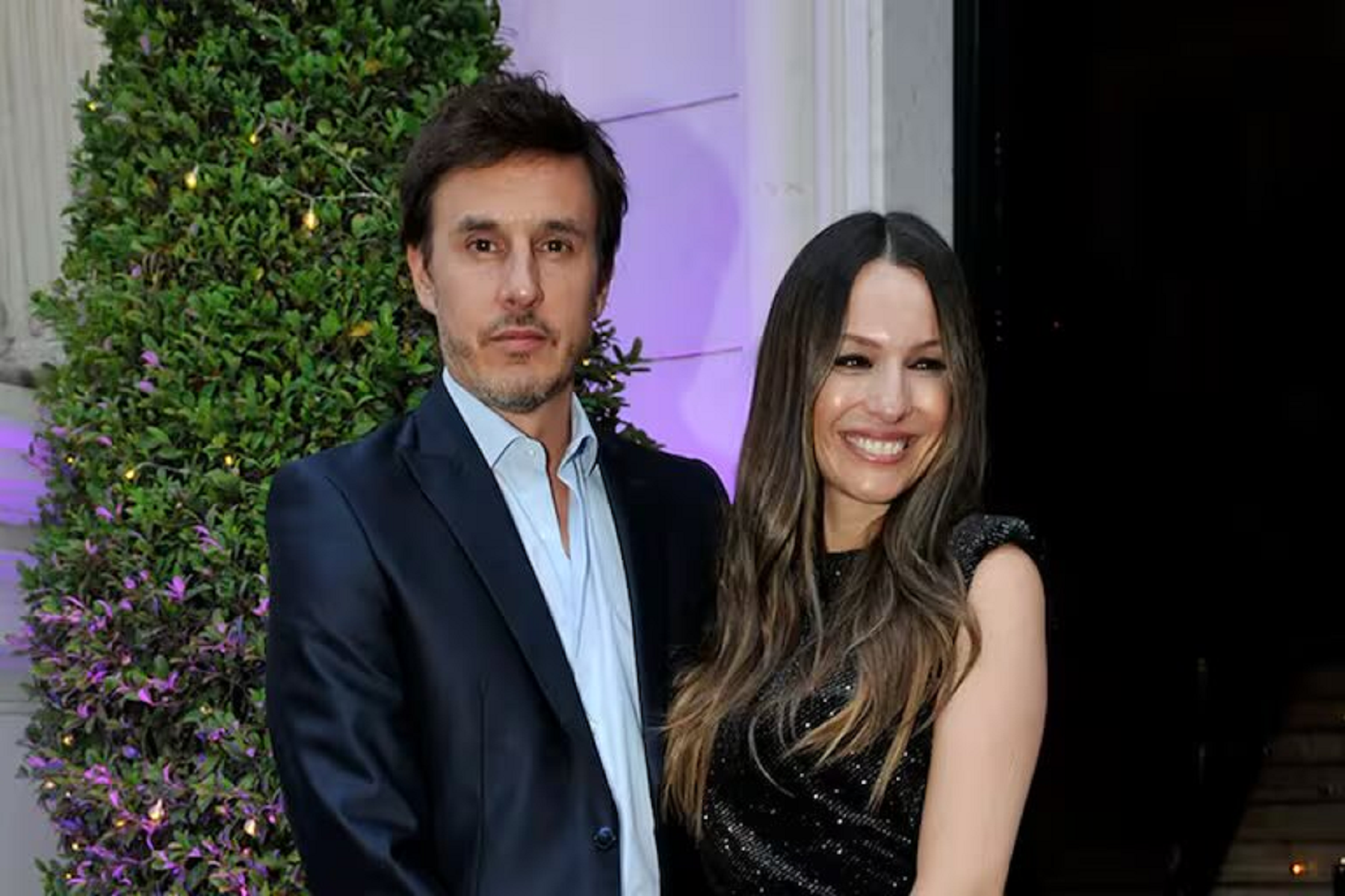 Según Ángel de Brito, Pampita y Roberto García Moritán estarían separados. 