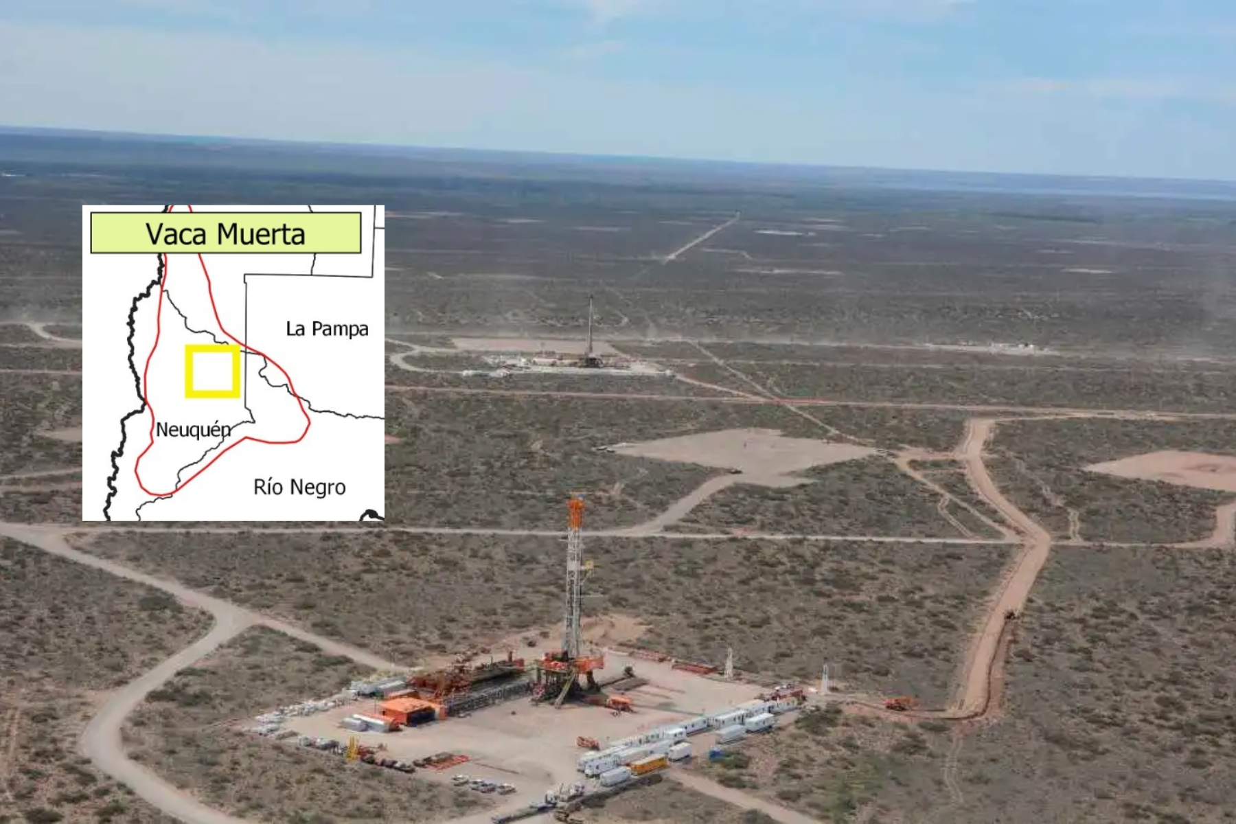 Vista aérea de Añelo, epicentro de la actividad de fracking en Vaca Muerta, donde ocurrió el sismo registrado.