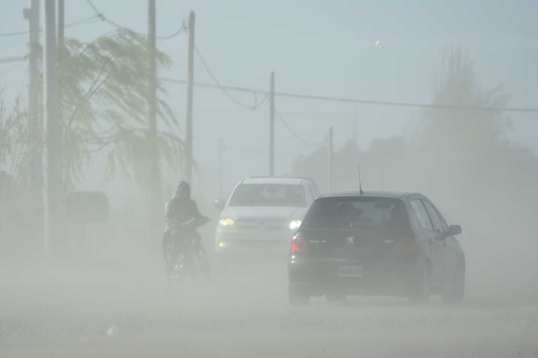 El viento en  Neuquén y Río Negro.  (Foto: Andrés Maripe)