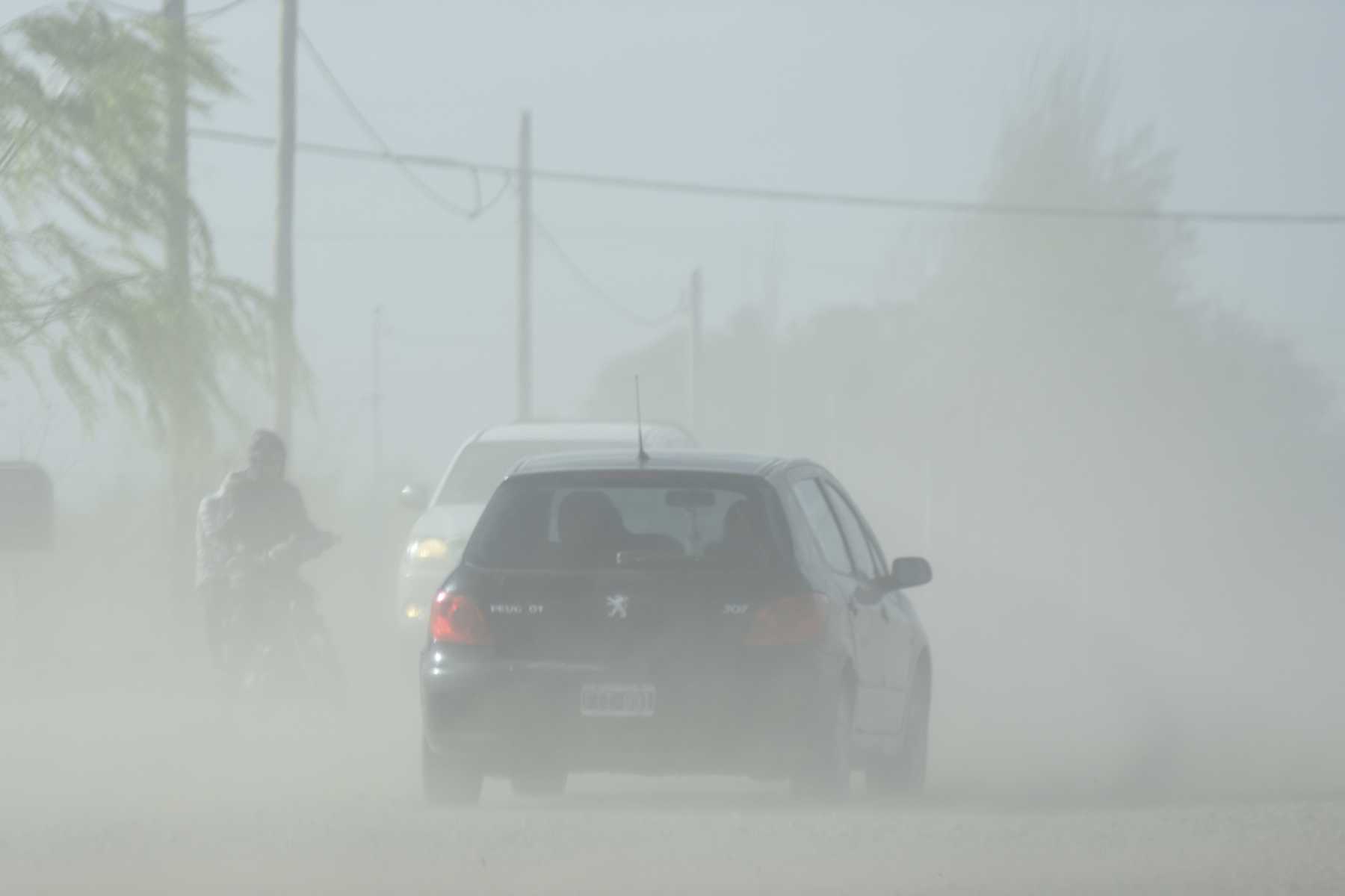 Viento y ráfagas en el Día del la Madre en el Alto Valle. Foto: Andrés Maripe. 