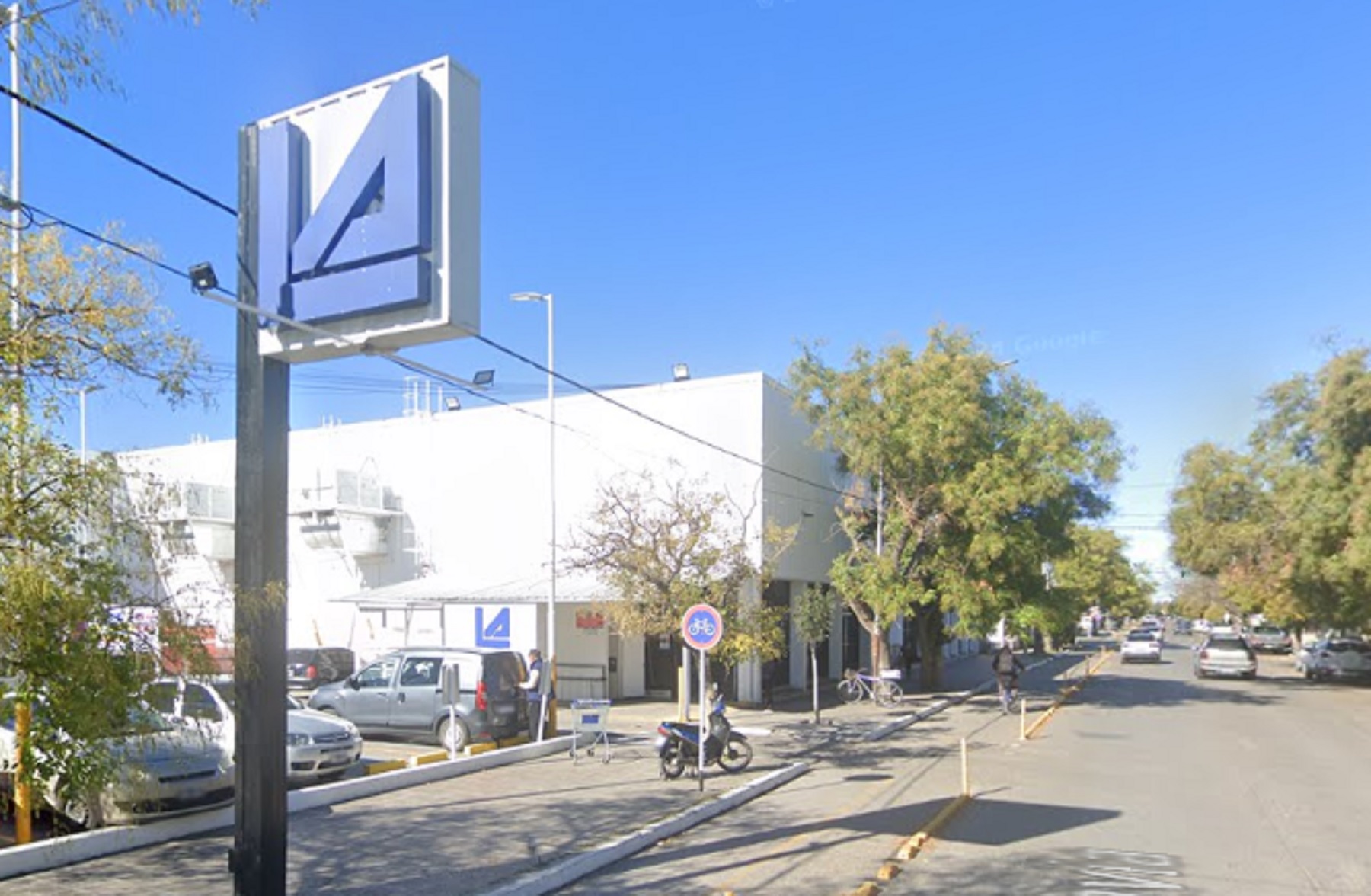 El hecho ocurrió en un supermercado de Viedma. 