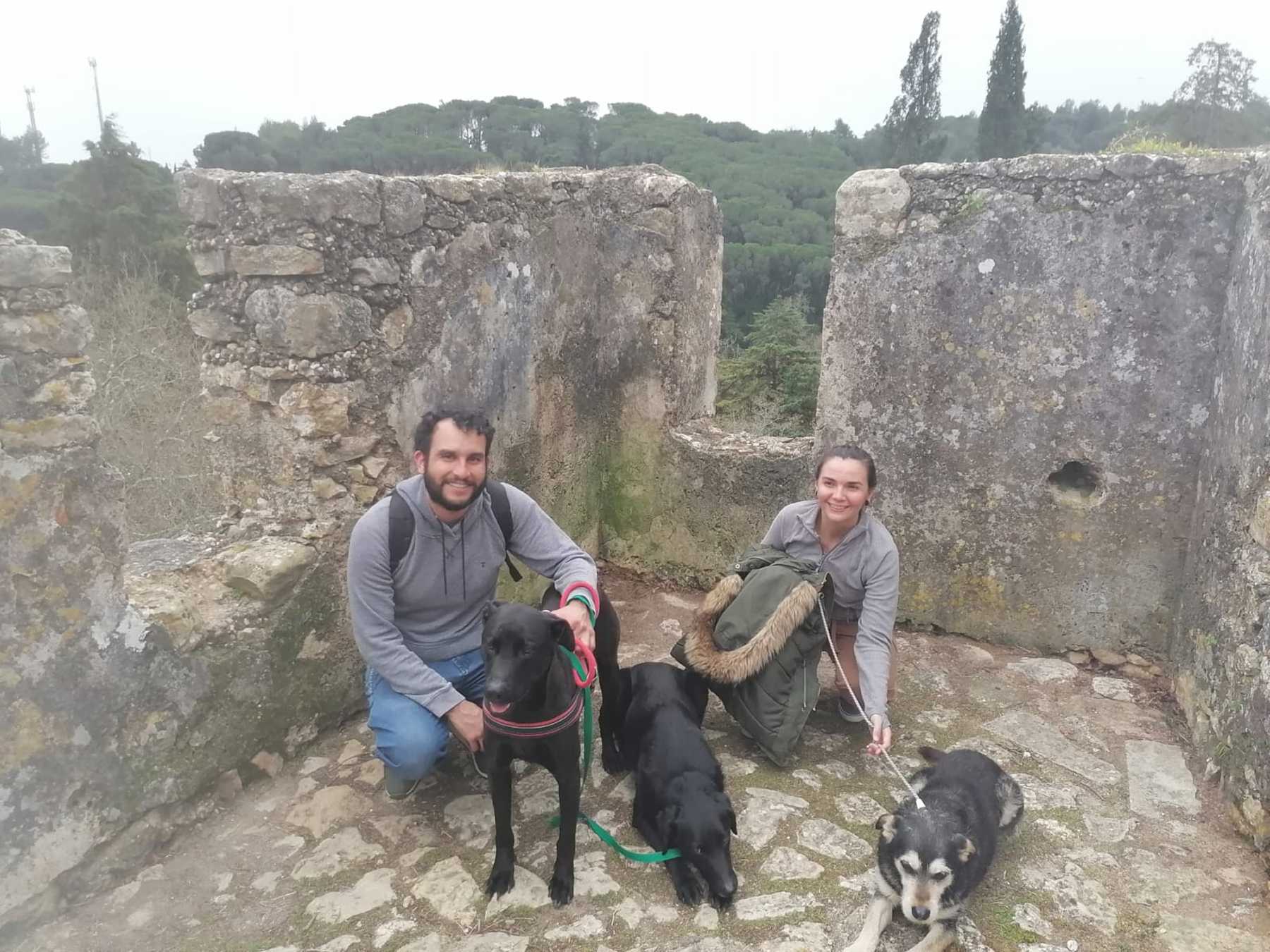 Fredy y Alejandra empezaron de nuevo en Europa sin abandonar a sus mascotas. Foto: gentileza.