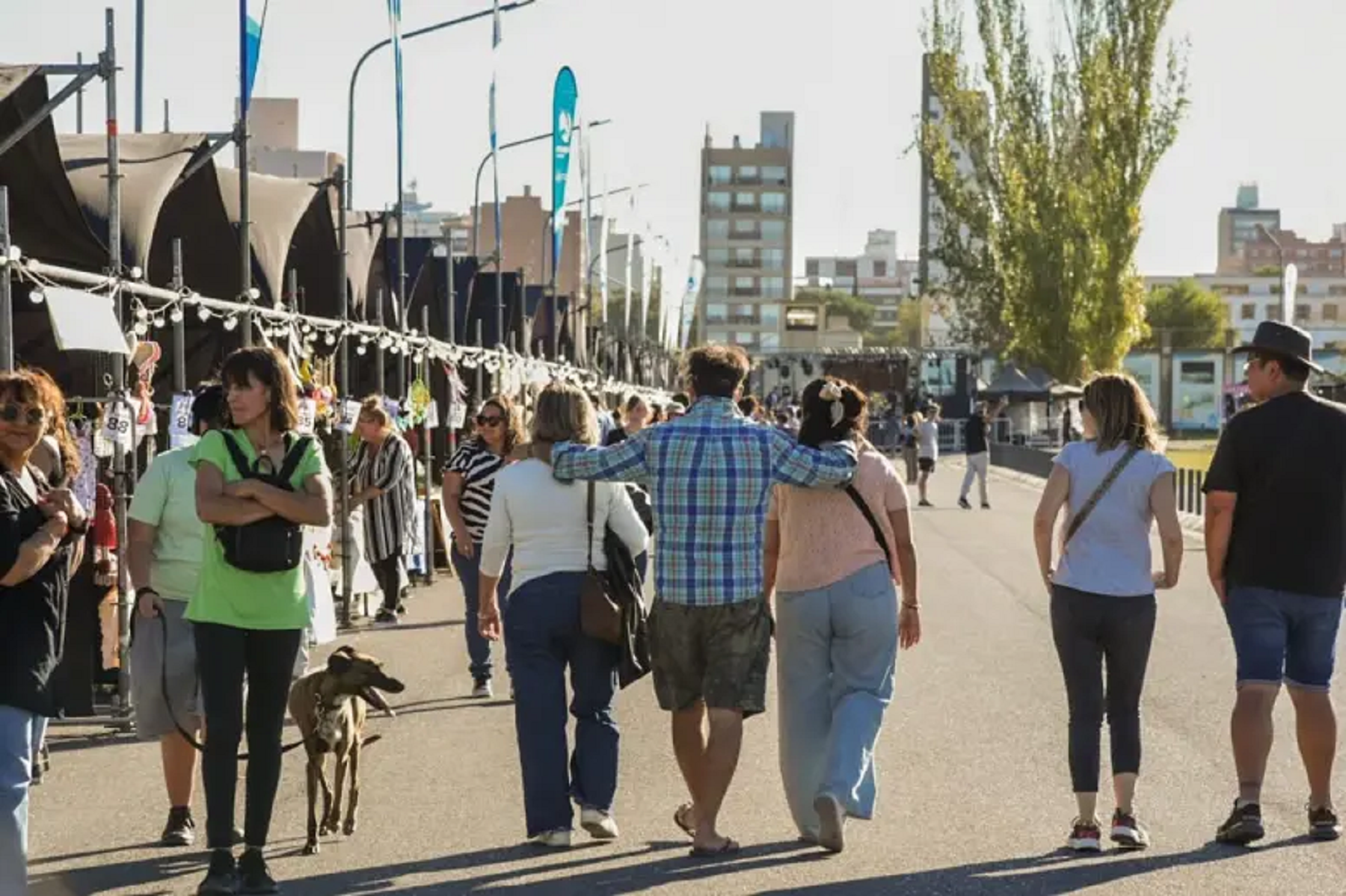 Suspenden la feria más grande de Neuquén por el viento: cuál es la nueva fecha.