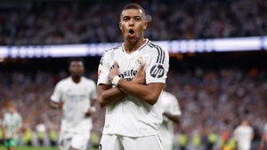 Kylian Mbappé se destapó y Real Madrid le ganó al Real Betis: «Esperaba marcar en este estadio mítico»