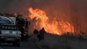 Incendio en una chacra de Neuquén: van siete en los últimos diez días, según bomberos