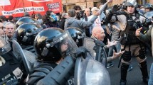 Imagen de Congreso: desalojan con gas pimienta una marcha contra el veto a la movilidad jubilatoria