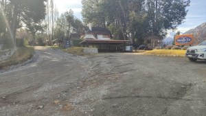 Cabañas ilegales en Villa La Angostura: el dueño deberá pagar 54 millones y demoler la estructura