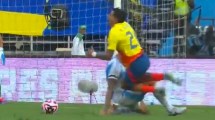 Imagen de El polémico penal que el VAR convalidó para Colombia ante Argentina por las Eliminatorias