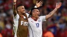 Imagen de ¿Gary Medel vuelve a la Selección de Chile?: el contundente pedido de Arturo Vidal a Ricardo Gareca