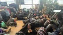 Imagen de Versiones cruzadas por las quejas de un viaje de egresados en Bariloche y la atención a los jóvenes