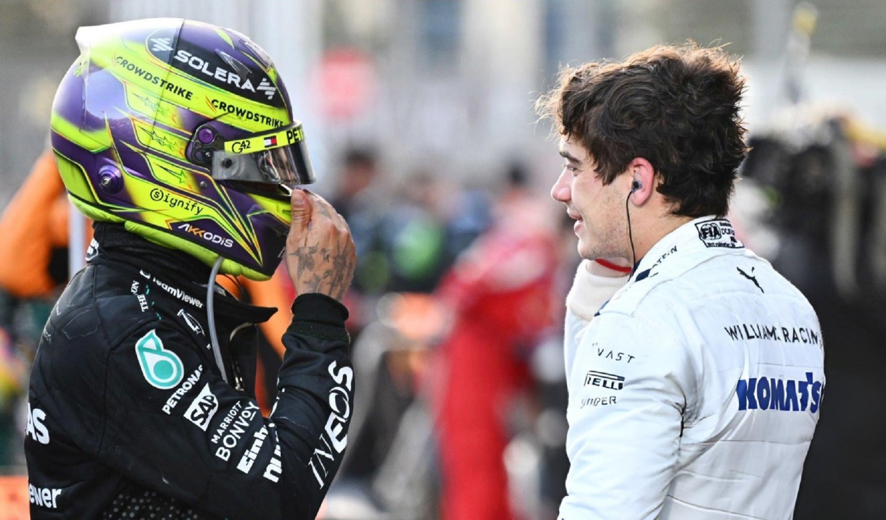 El encuentro entre Franco Colapinto y Lewis Hamilton tras el GP de Azerbaiyán.