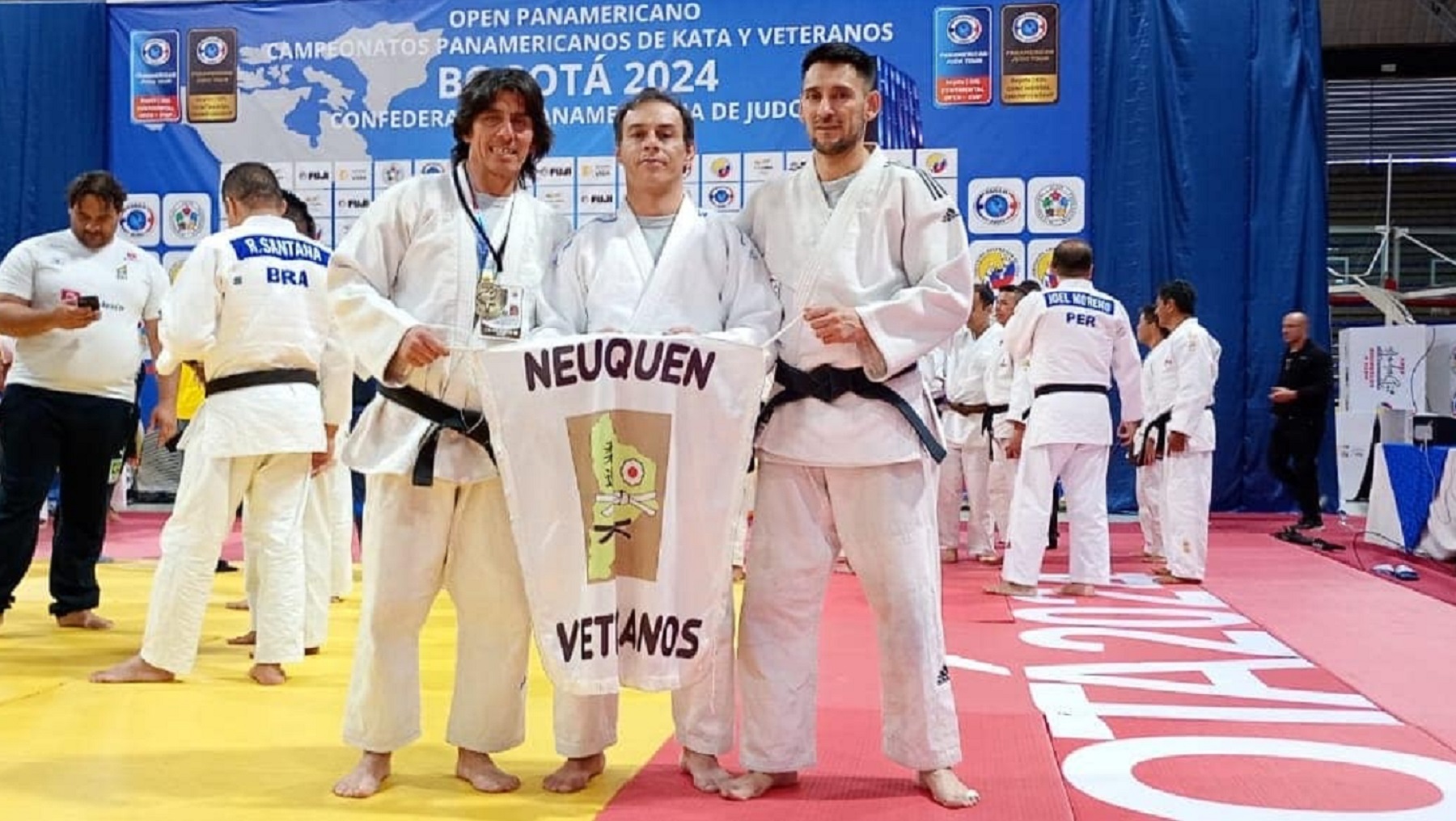 Marco Lino, Cristian Quinteros y Gustavo Bertulini brillaron en el torneo realizado en Bogotá. Foto: Gentileza.