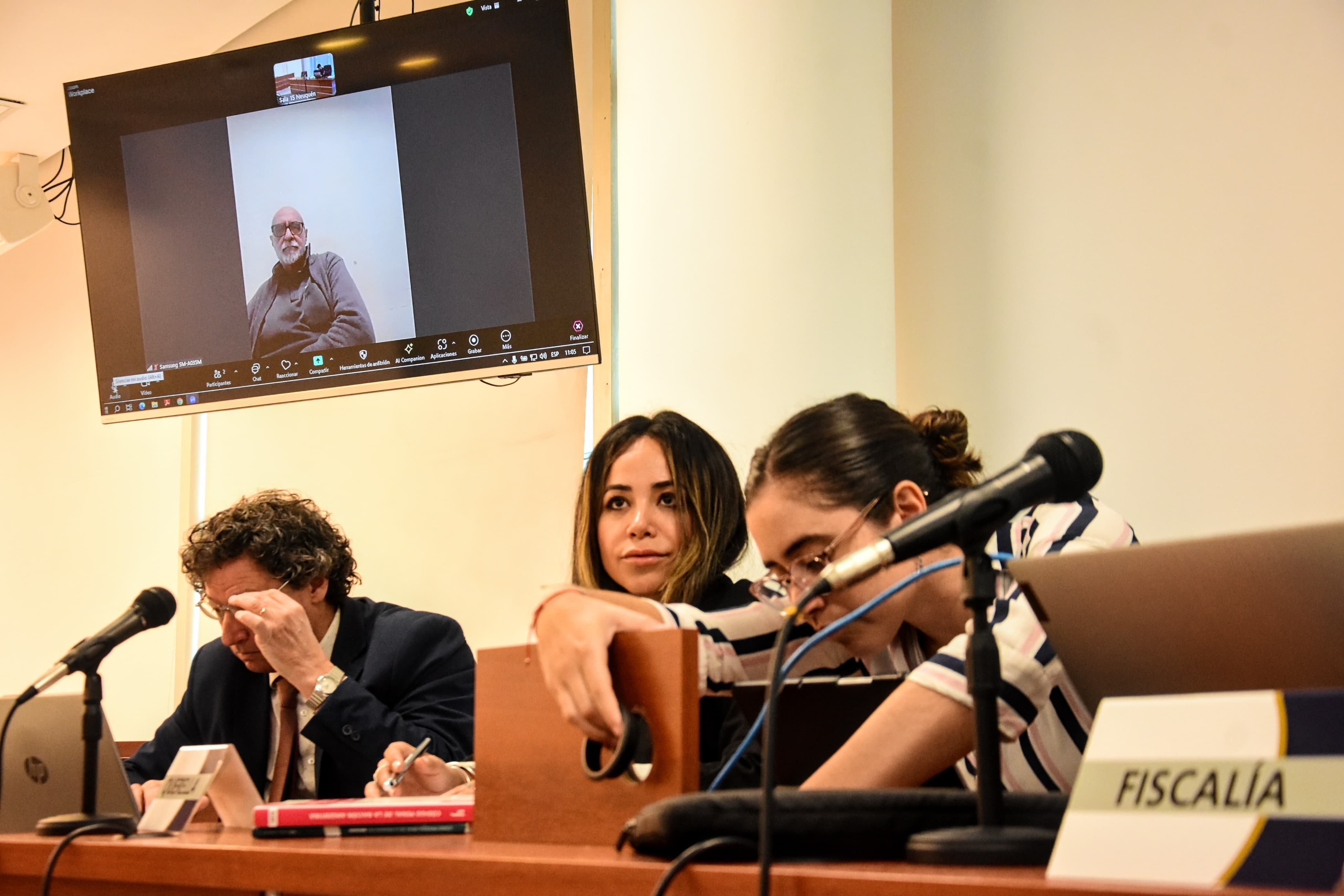 El imputado siguió la audiencia por Zoom. Foto Cecilia Maletti.