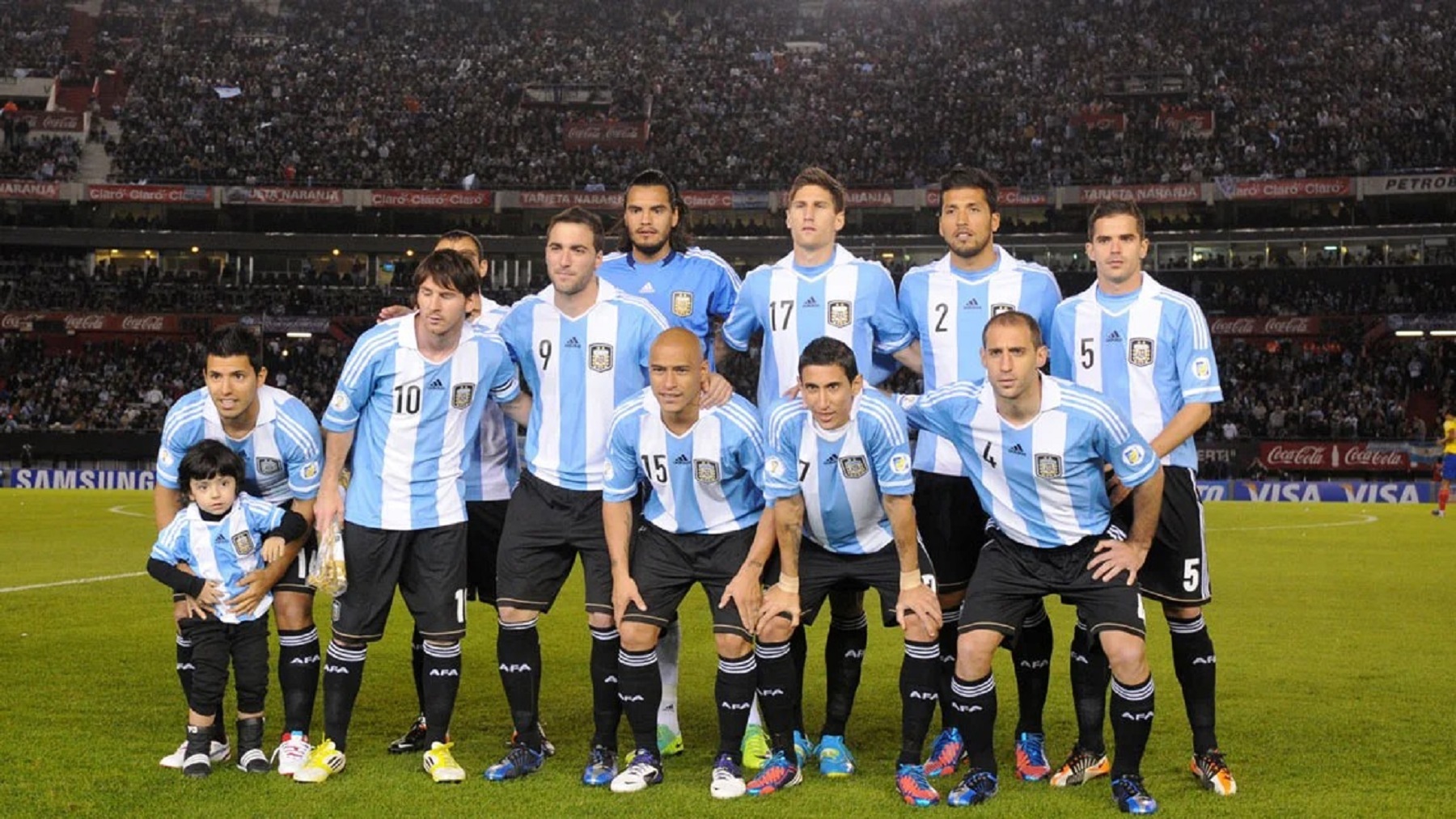 Un excompañero de Sergio Romero en la Selección Argentina salió a bancarlo.