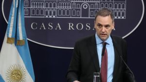 El Gobierno de Milei anticipó que el dato de pobreza revelará «una cruda realidad»