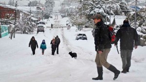 Alerta por lluvias y nevadas en Bariloche: los peores horarios este domingo y lunes