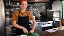 Imagen de Viedma: Sonia Rivas, la chef que define a la gastronomía como un transporte cultural