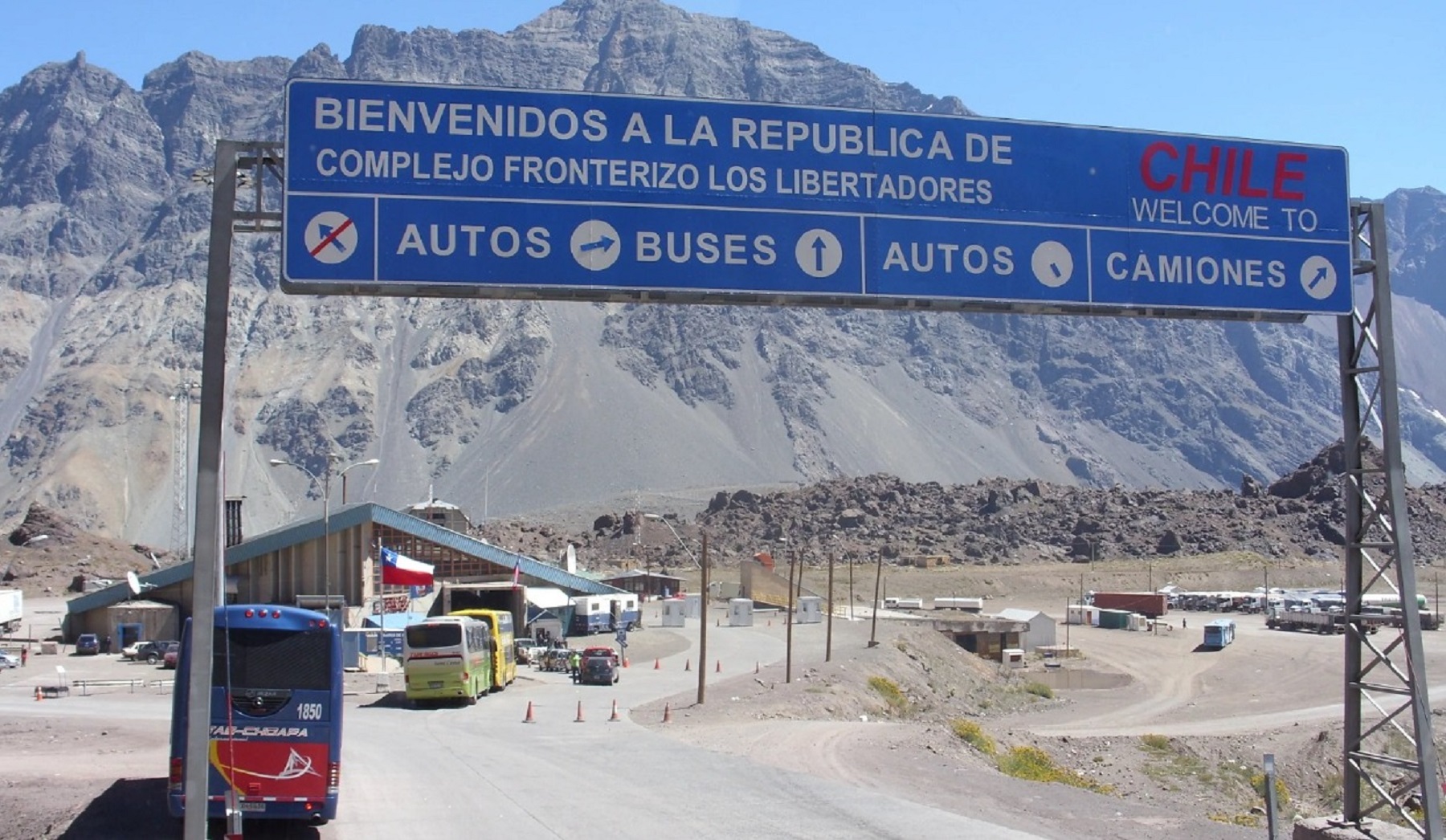 Paso Internacional Cristo Redentor a Chile, desde Mendoza. 