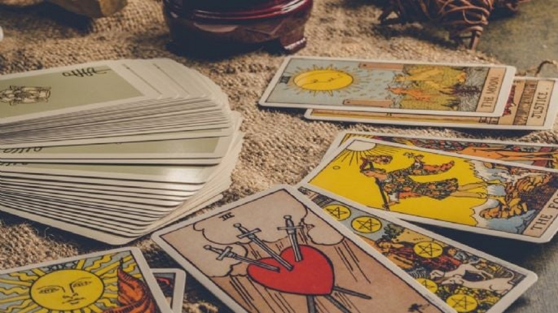 Cartas Mágicas del Tarot: predicciones de Mhoni Vidente