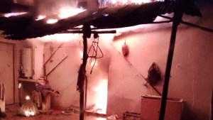 Se incendió su casa y se quedaron solo con la ropa que tenían puesta en Regina