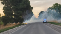 Imagen de Corte en Ruta 7 a la altura de Vista Alegre: por un incendio desvían el tránsito a las chacras