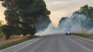 Corte en Ruta 7 a la altura de Vista Alegre: por un incendio desvían el tránsito a las chacras