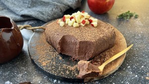 Paso a paso, cómo hacer esta tarta mousse de chocolate y manzana: ¡fácil y súper sana!