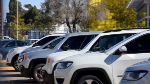 Autos y motos se podrán inscribir en cualquier registro del país: más cambios en los trámites