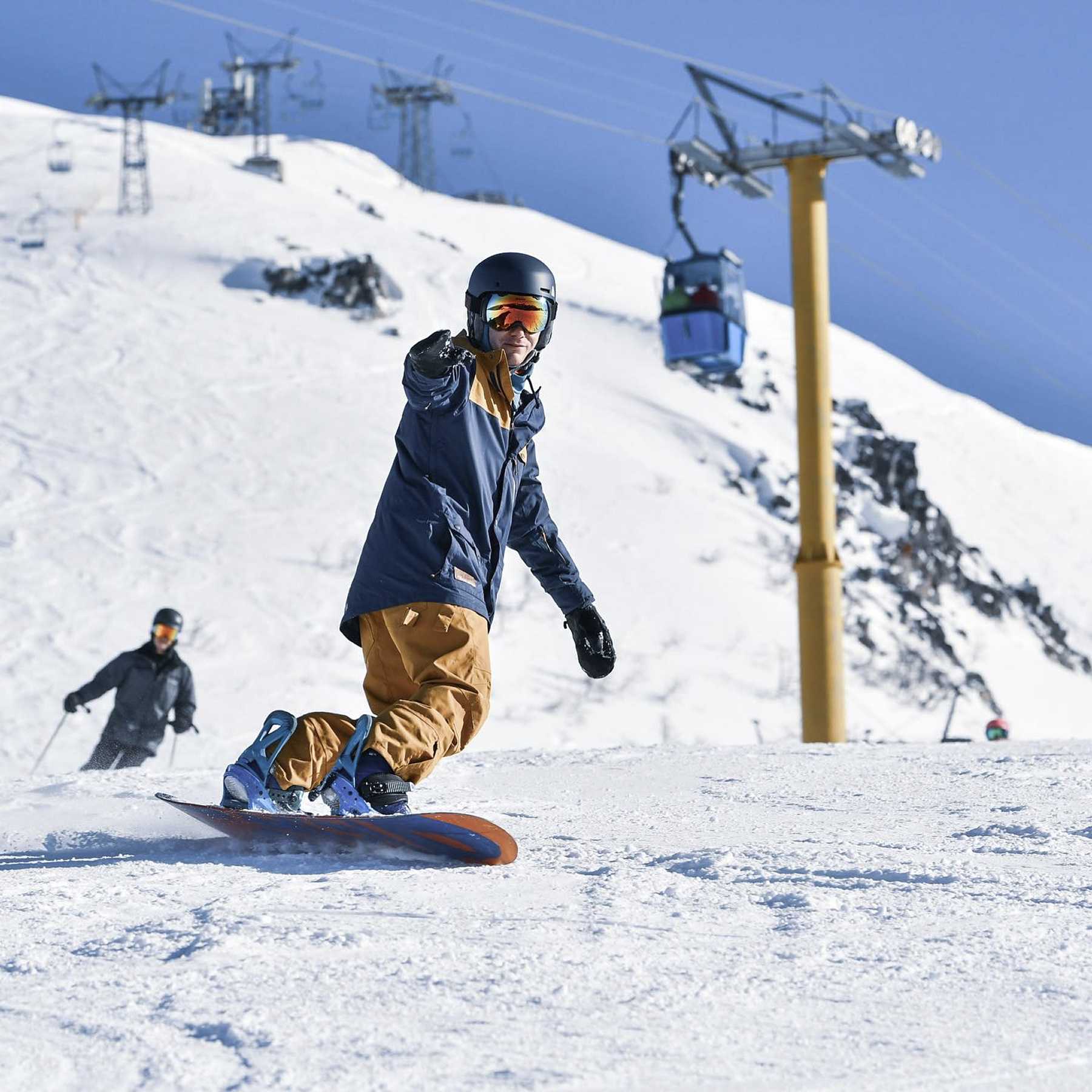 Las últimas bajadas de la temporada de nieve. 