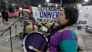 Paro y marcha universitaria: en Neuquén organizaron un festival en apoyo a las medidas