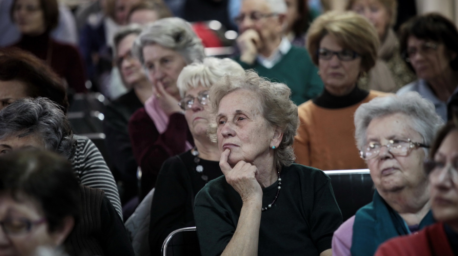 Pensionados ANSES.-