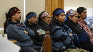 Piden condenas para seis mapuches por la ocupación de tierras en Cuesta del Ternero