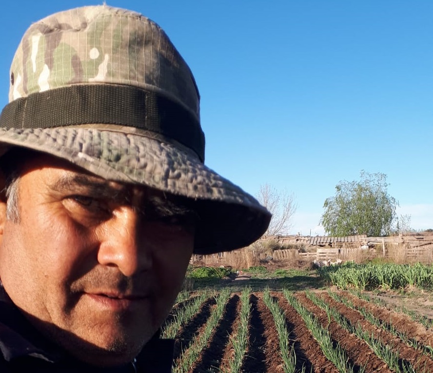 Roberto Corsino tiene 53 años y es criancero. Foto: gentileza