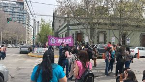 Judiciales levantaron el corte que mantenían en el centro de Neuquén